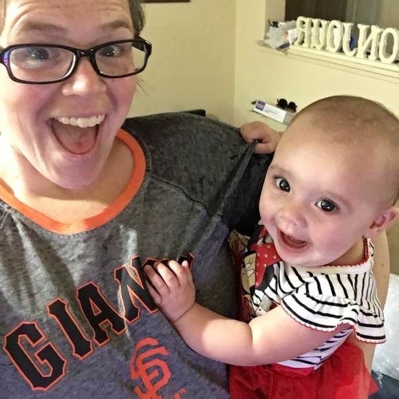 Meet your Posher! - Picture 5 of 8